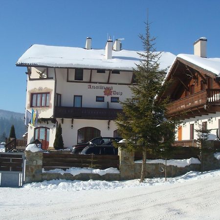 Alpenhof Pansion Hotel Славске Екстериор снимка