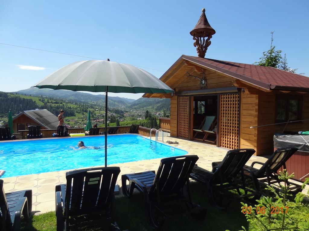 Alpenhof Pansion Hotel Славске Екстериор снимка